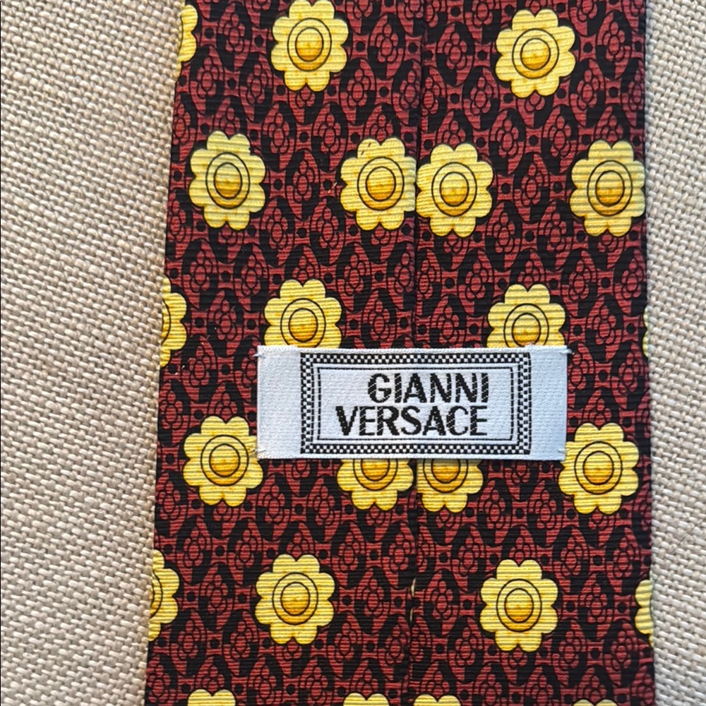 Versace Elegant Burgundy and Gold Men's Tie - Picture 2 of 5